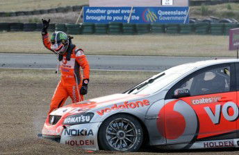 Jamie Whincup dominates Winton Race 10