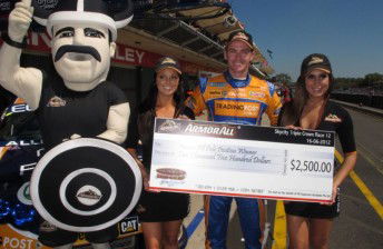 Davison secures Race 12 pole at Hidden Valley