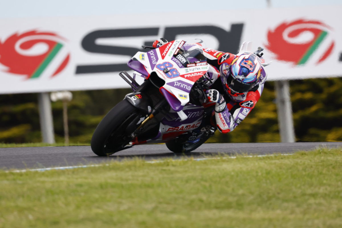 Martin shatters lap record to take Phillip Island MotoGP pole