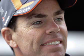 Lowndes takes second win at Queensland