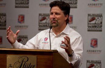 New IndyCars close to 225mph average around Indy