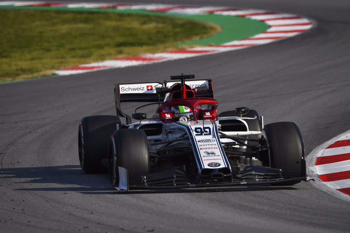 Mercedes has opted for a more conventional front wing design|Antonio Giovinazzi in the Alfa Romeo