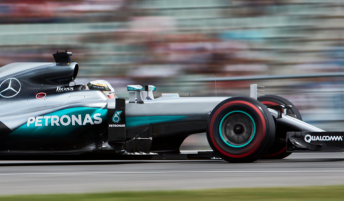 Hamilton wins, Ricciardo second in Germany
