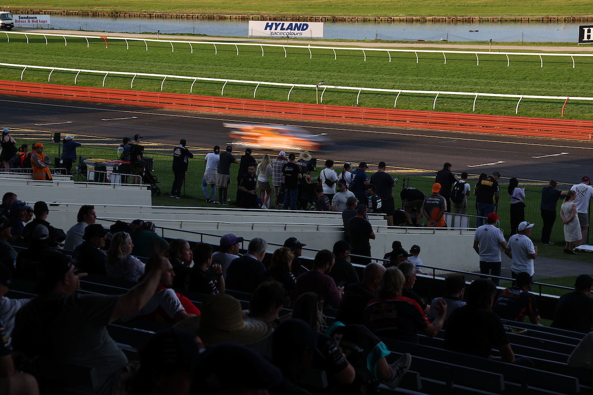 Supercars hails Sandown 500 crowd