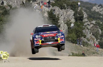 Loeb closing-in on Italian victory