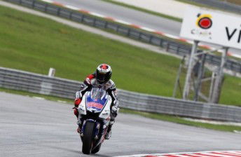 Jorge Lorenzo takes Malaysian MotoGP pole