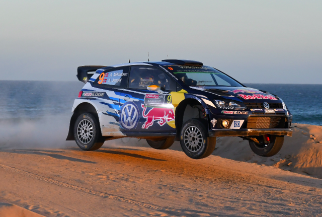 Mikkelsen hangs on to Rally Australia lead
