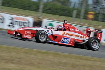 Nick Cassidy takes his first TRS win of 2012