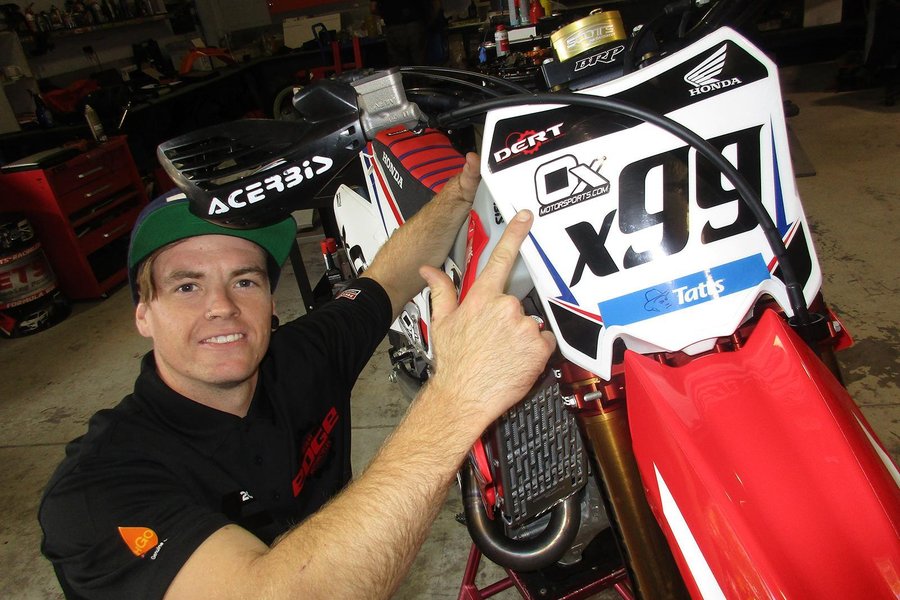 Finke champ dies in motocross crash