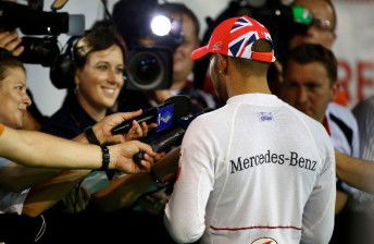 Hamilton poised to announce Mercedes switch