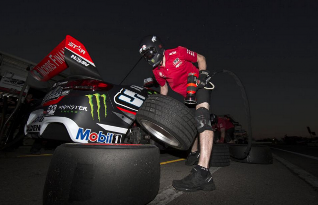 V8 Supercars bans wet tyres from dry races