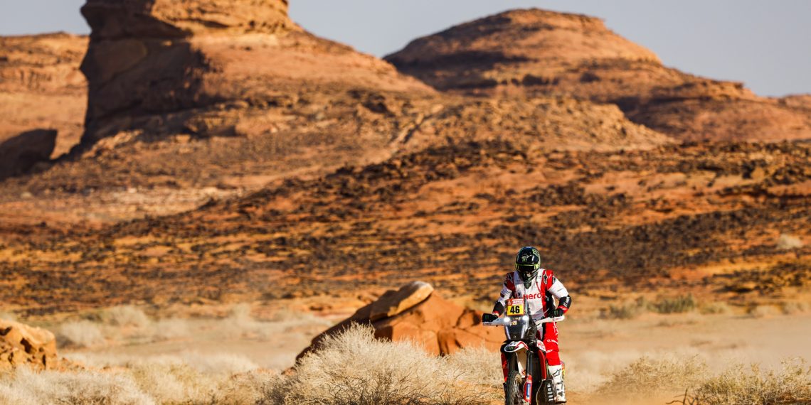 46 BRANCH Ross (bwa), Hero Motorsports Team Rally, Hero, Motul, Moto, FIM W2RC, action during the Stage 1 of the Dakar 2024 on January 6, 2024 between Al-Ula and Al Henakiyah, Saudi Arabia - Photo Frédéric Le Floc'h / DPPI