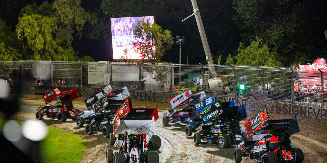 Sprintcars put on a thrilling show in the Adelaide parklands. Image: Network R