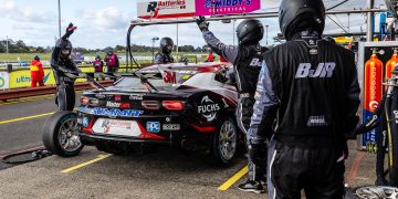 BJR undertaking a pitstop at Sandown