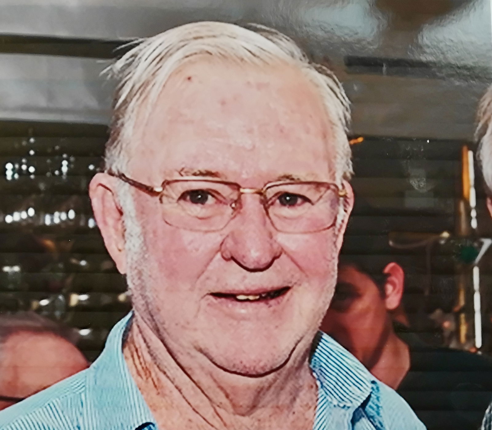 Queensland promoter David Harding dies after a fall