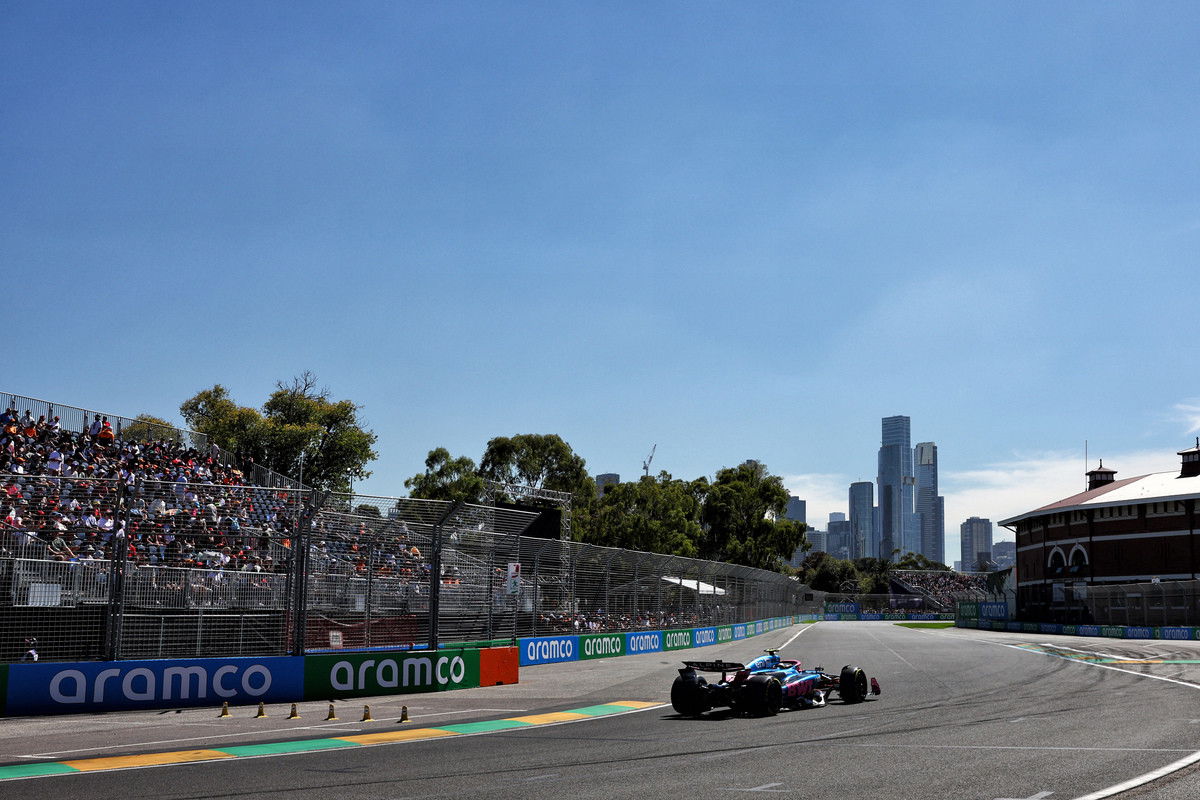VIDEO: Recap of Day 1 at the F1 Australian Grand Prix