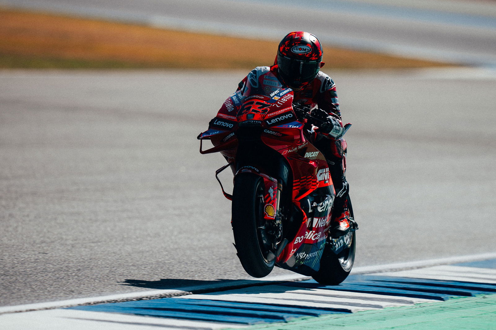 Claims Ducati nearly hit 400km/h in secret wingless MotoGP test