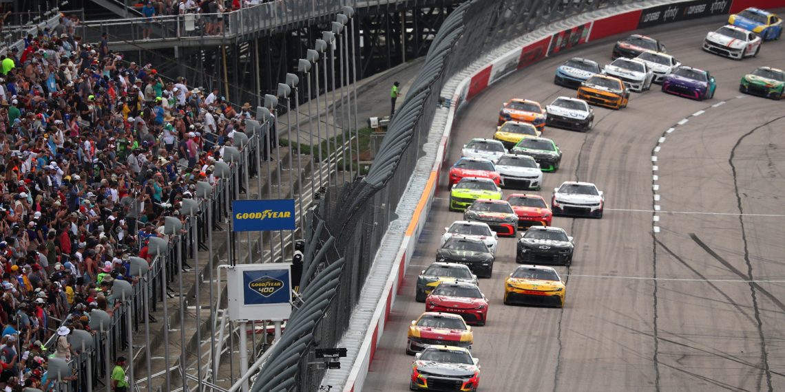William Byron, driver of the #24 Axalta Chevrolet, leads the field during the NASCAR Cup Series Goodyear 400 at Darlington Raceway on April 06, 2025 in Darlington, South Carolina. Image: James Gilbert/Getty Images