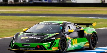 Tom Hayman and Max Geoghegan won the Monochrome GT4 Series opener for Method Motorsport.