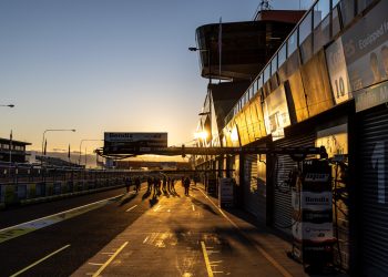 The Coalition has pledged $15 million for Bathurst upgrades. Image: InSyde Media