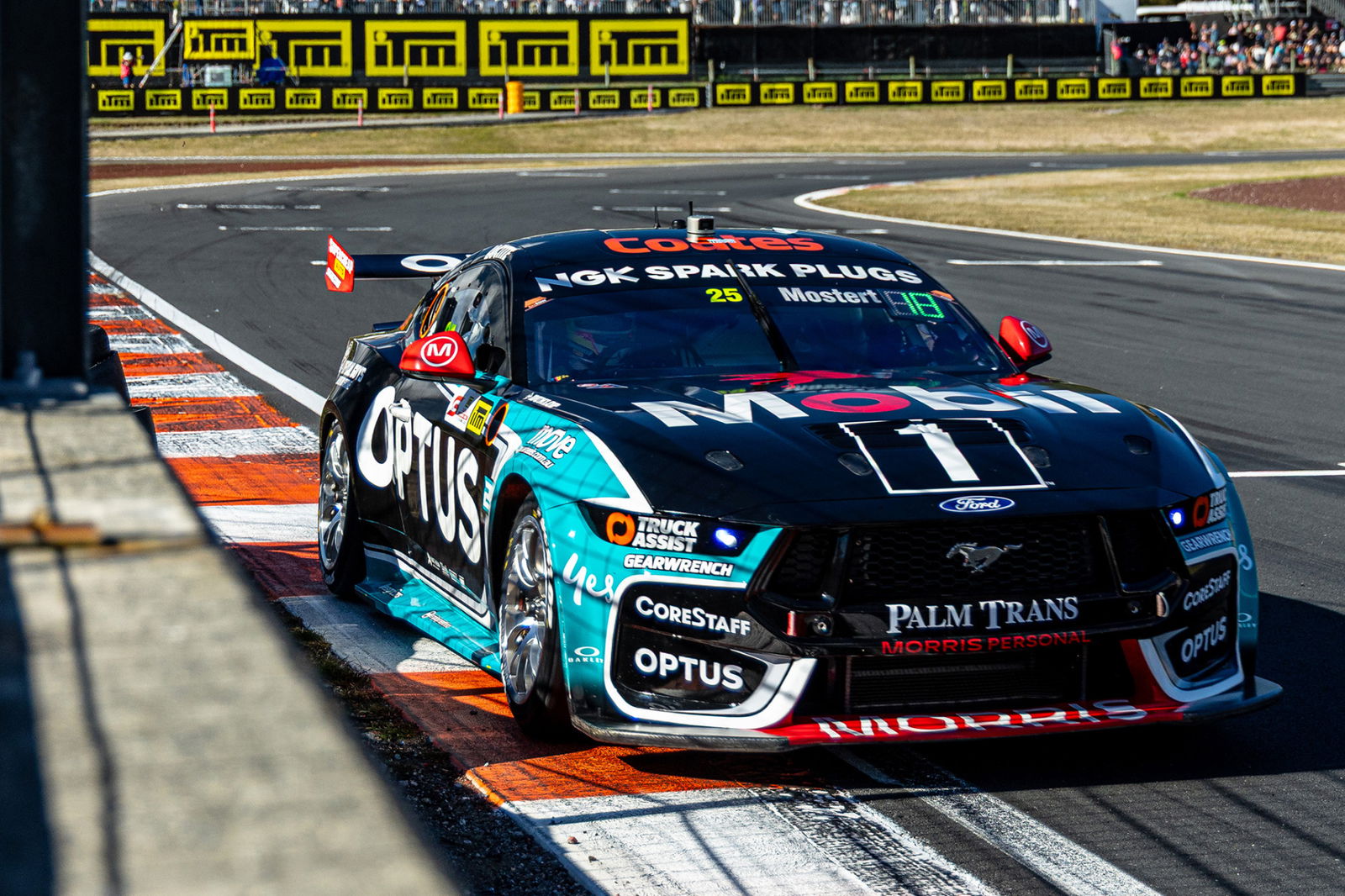 Mostert masters tyre madness to win at Taupo