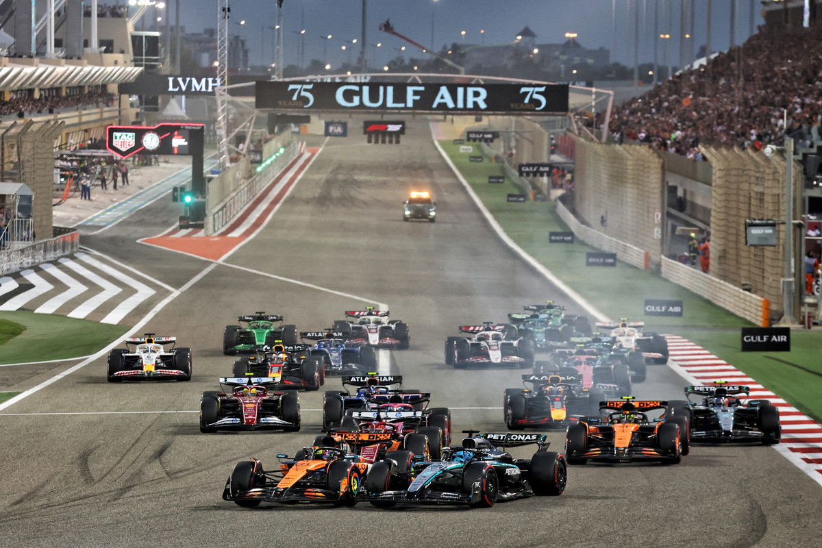 Peerless Piastri dominates Bahrain GP
