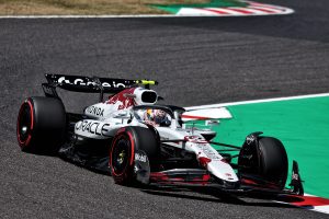 Yuki Tsunoda impressed on debut with Red Bull to end the opening practice hour sixth fastest. Image: XPB Images.