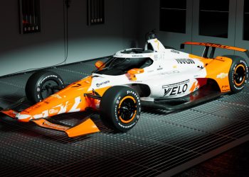 Christian Lungaard's #7 McLaren.