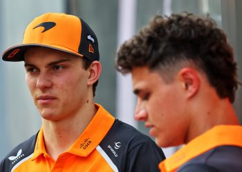 Oscar Piastri expects McLaren to offer him the same opportunity as Lando Norris as they look set to do battle over this year's F1 title. Image: XPB Images.