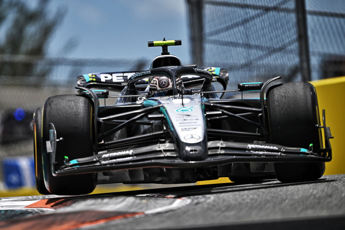Antonelli stuns with maiden F1 pole as Doohan left furious