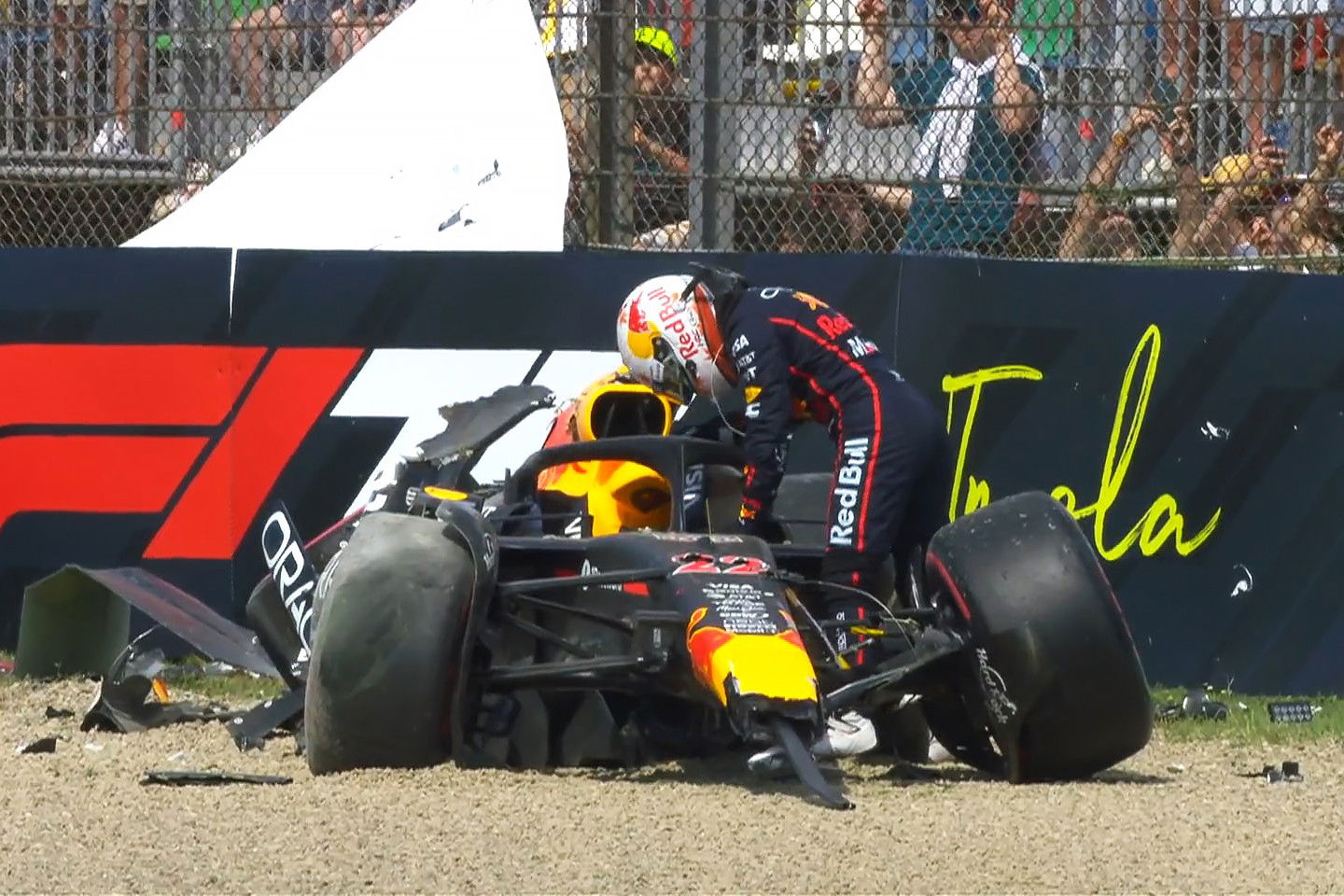 Tsunoda brands Imola qualifying crash ‘stupid mistake’
