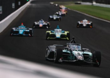 Indy cars on track at the Indianapolis 500.