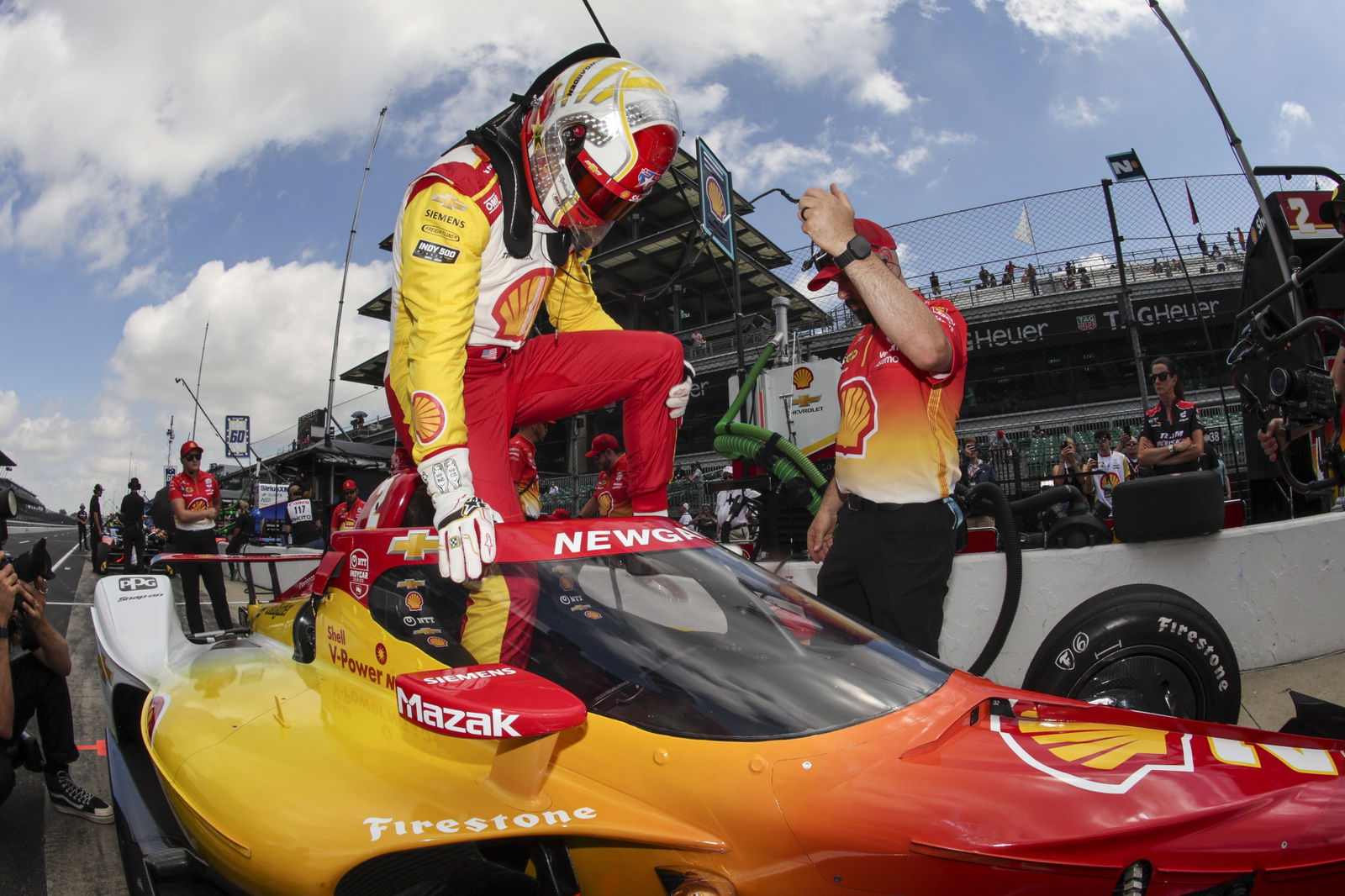 ‘Naturally gifted’ Aussie to steer Newgarden after Penske axings