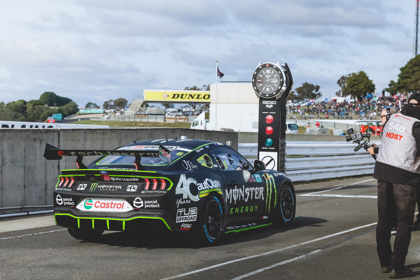 Supercars shifts rule to remove disqualification threat