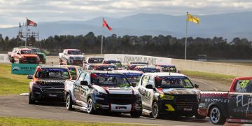 SuperUtes action at Symmons Plains. Image: InSyde Media