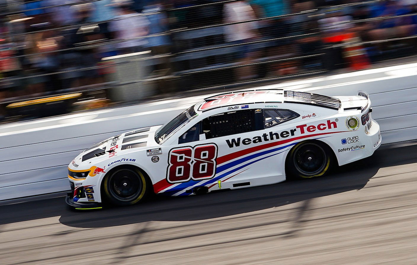 Van Gisbergen shines for season-best oval finish