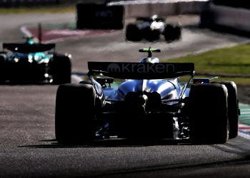 A Formula 1 car during Free Practice 2 at the Emilia-Romagna Grand Prix. Image: Bearne / XPB Images