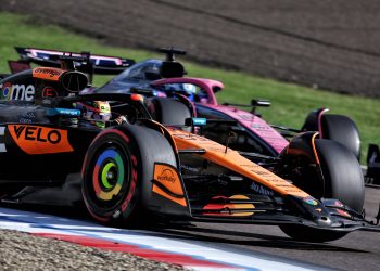 Oscar Piastri during qualifying for the 2025 Formula 1 Emilia-Romagna Grand Prix. Image: Moy / XPB Images