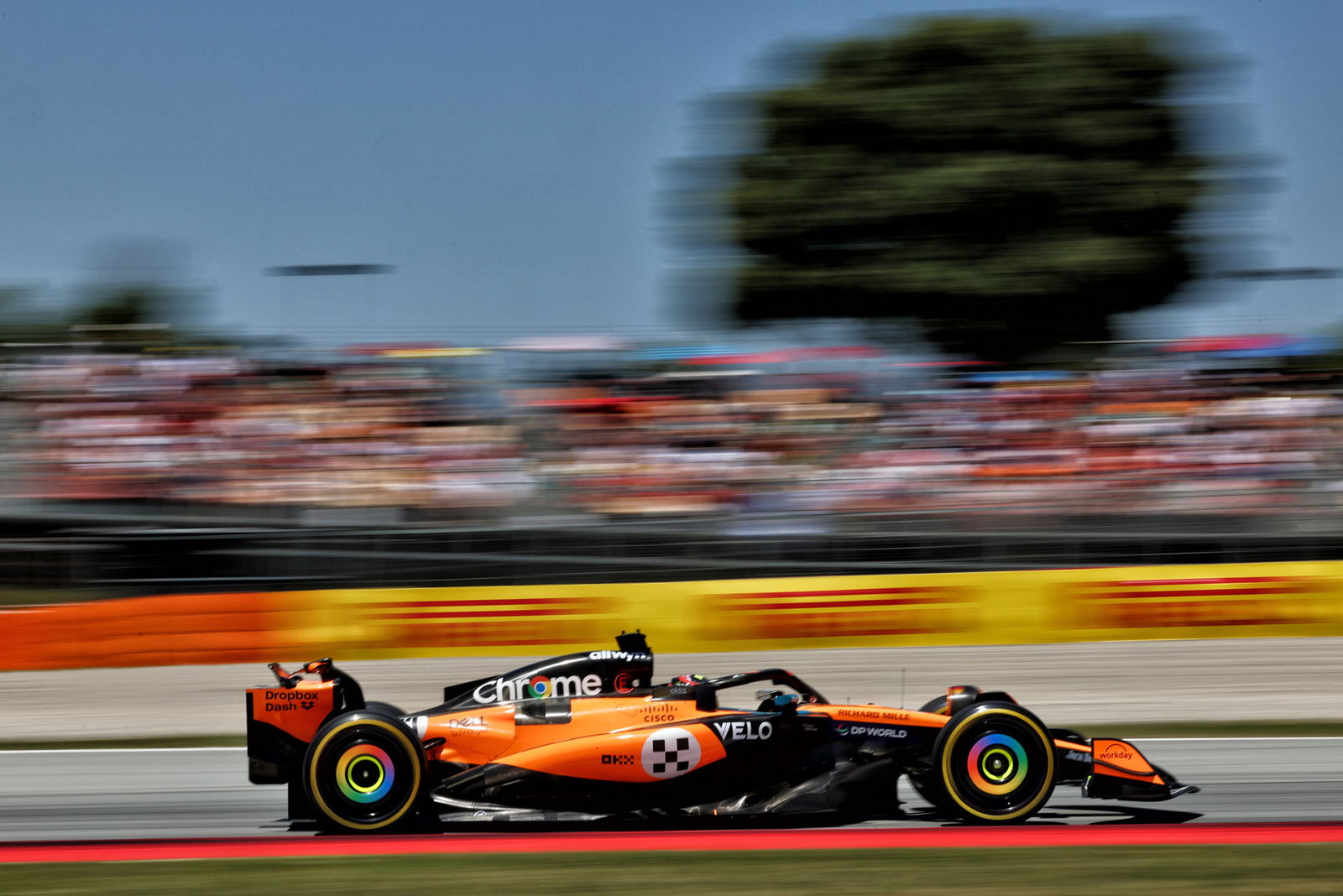 McLaren stuns rivals with blistering FP3 pace in Spain