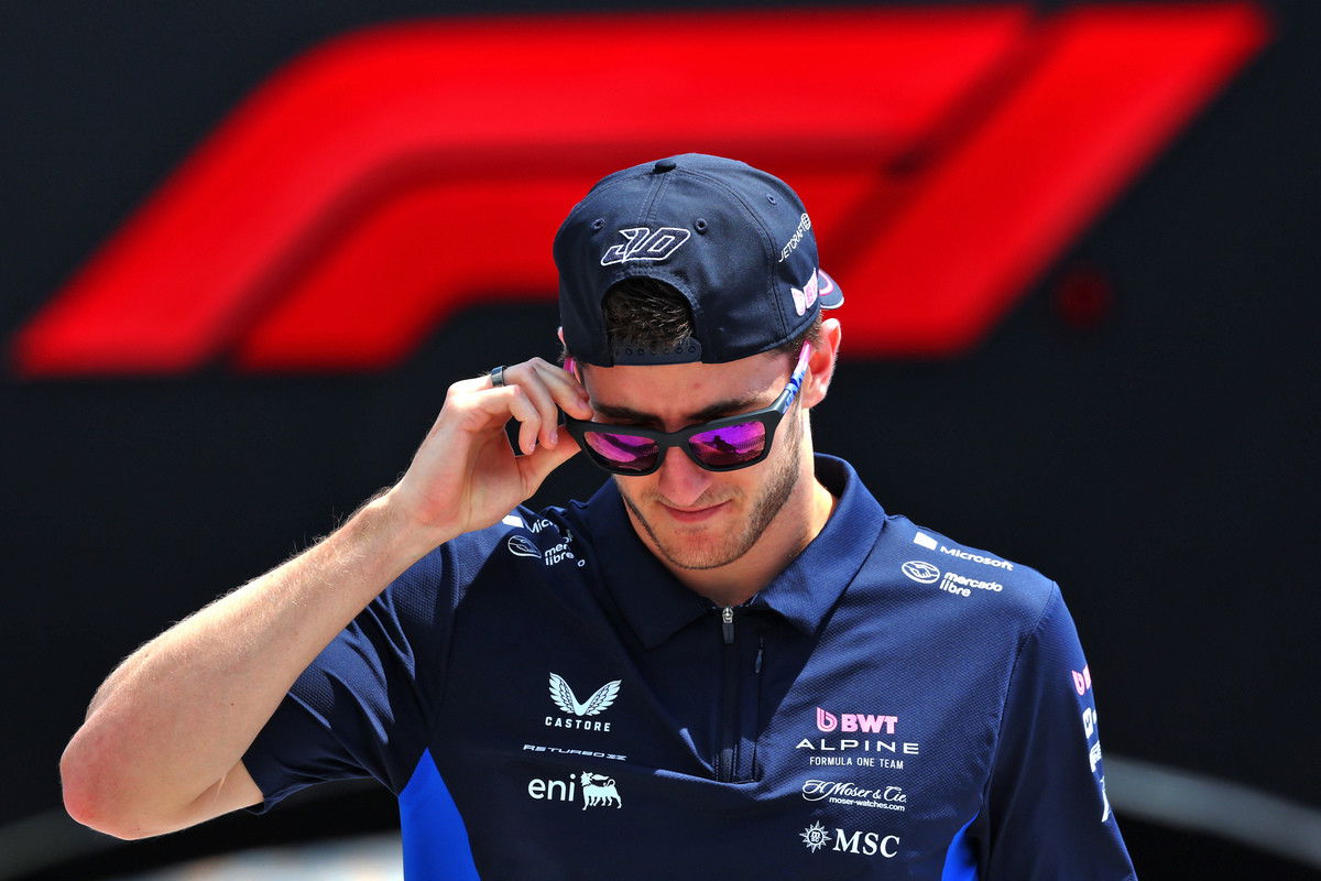 Doohan pledges support to Alpine