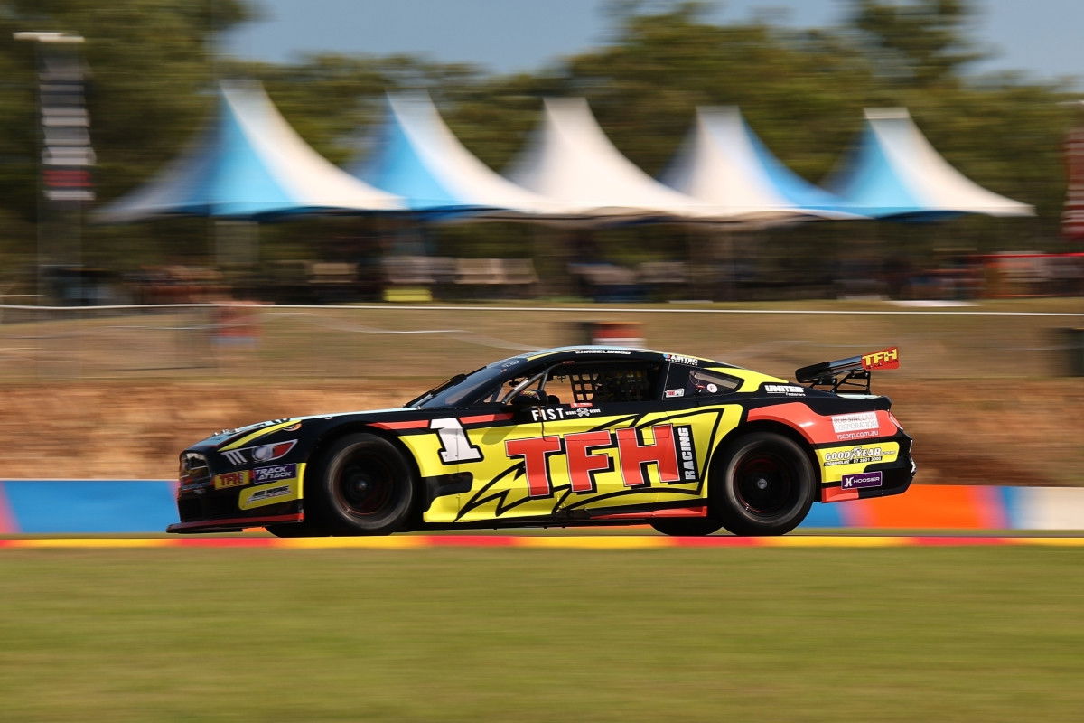 Hazelwood heads Moffat and Morris in Trans Am qualifying
