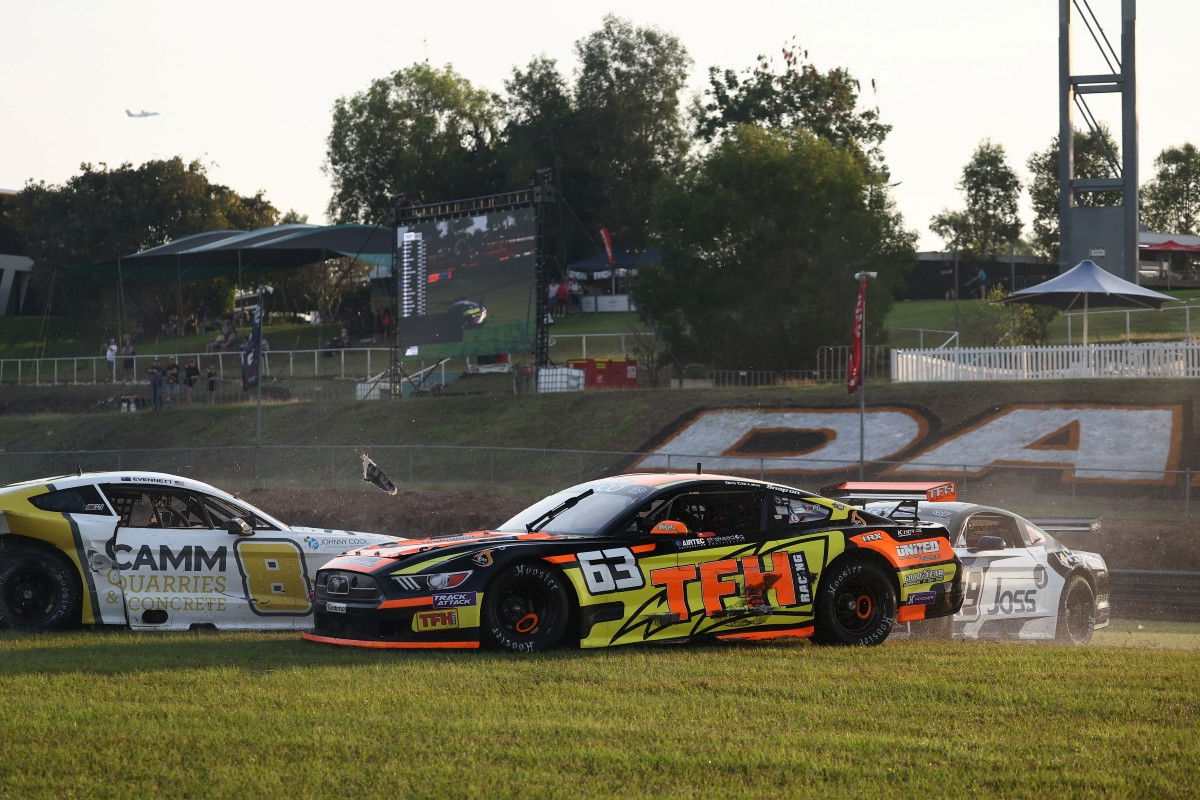 Moffat wins incident-filled Trans Am race