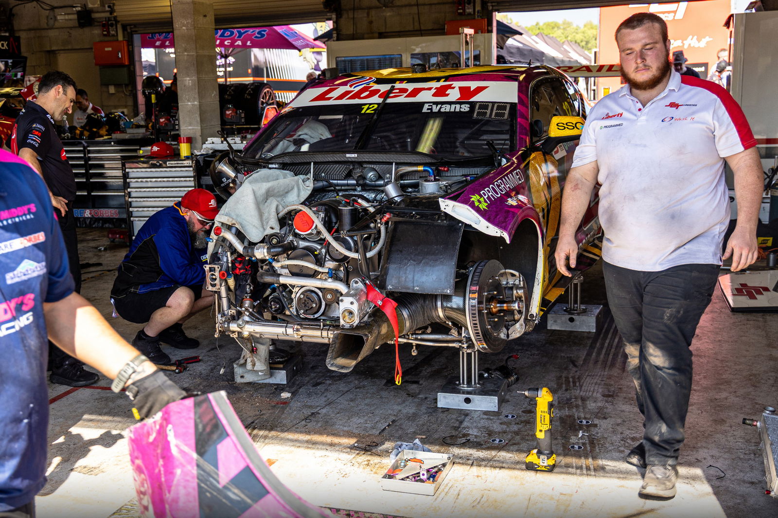 BJR confirms chassis switch for Evans after Darwin shunt