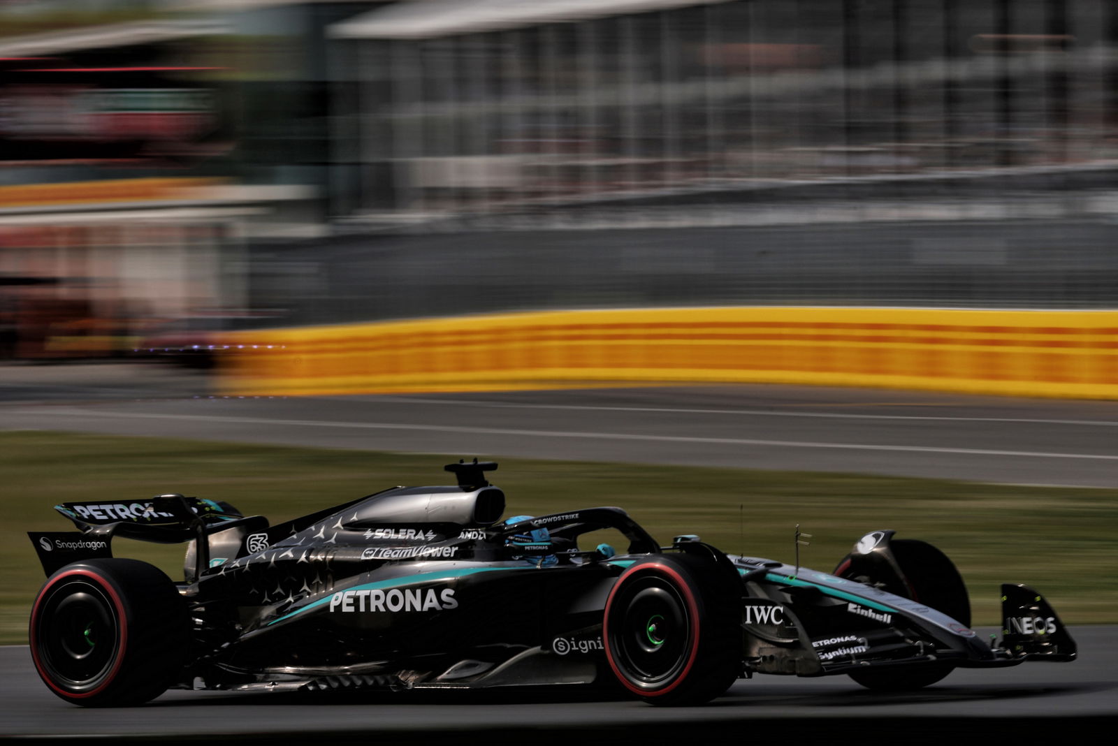 Russell holds off Norris to top FP2 in Canada