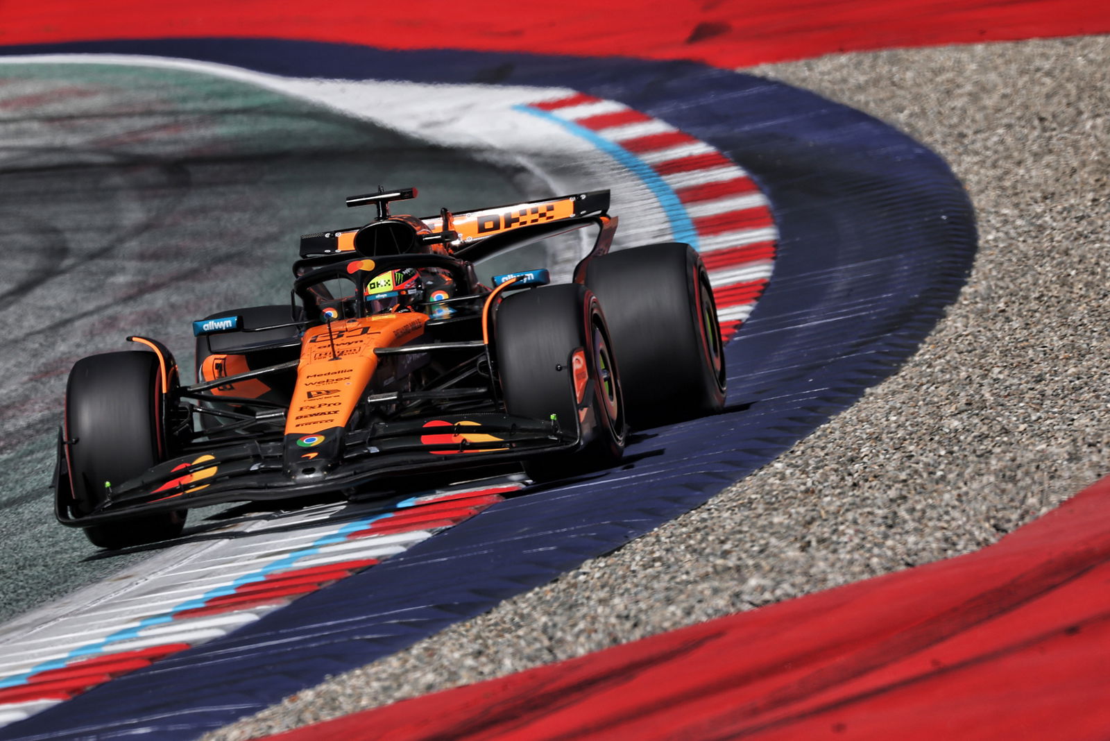 Atualizações do Grande Prêmio da Áustria de Fórmula 1: Lando Norris e Oscar Piastri em Destaque