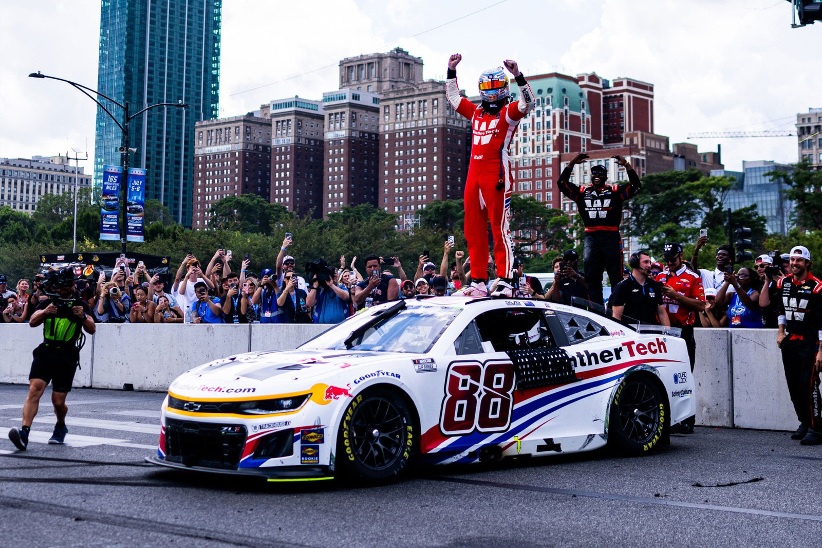 Van Gisbergen clean sweeps NASCAR Chicago weekend