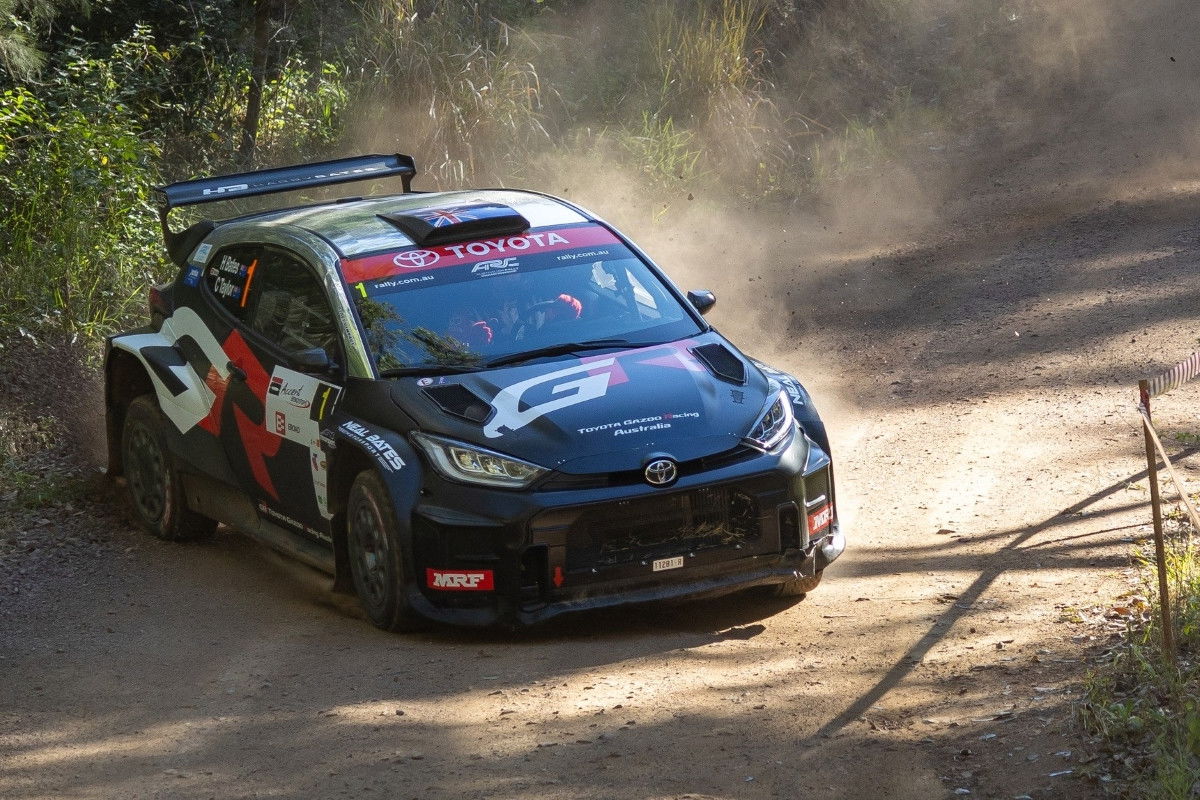Bates and Paddon battle in incident-packed Rally Queenland