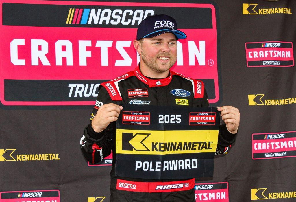 Layne Riggs wins Phoenix pole but faces penalty as Truck Series title battle takes shape