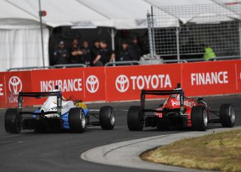 Liam Lawson passes Marcus Armstrong around the outside at Highlands Motorsport Park. Image: Bruce Jenkins