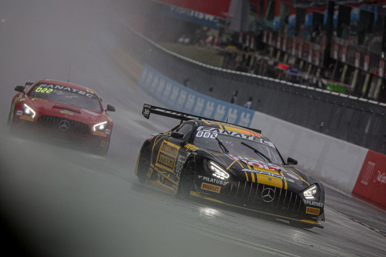 Triple Eight Mercedes struggles with damage in Bathurst 12 Hour